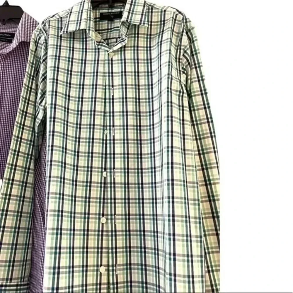 Bundle of 3 classic buttondown shirts Sm/Med EUC